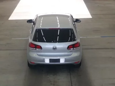 Volkswagen GOLF  с аукциона в Японии
