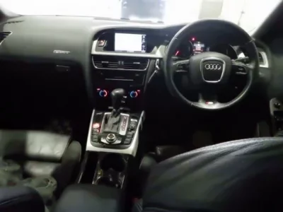 Audi A5  с аукциона в Японии
