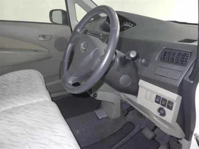 Daihatsu MOVE  с аукциона в Японии