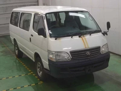 Toyota HIACE  с аукциона в Японии