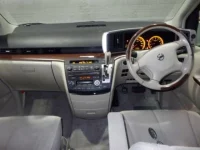 Nissan ELGRAND лот № 3624 оценка 3.5  с аукциона в Японии 2