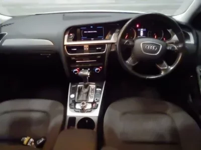 Audi A4  с аукциона в Японии