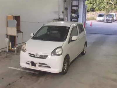 Daihatsu MIRA E S  с аукциона в Японии