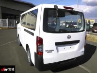 Nissan CARAVAN VAN лот № 735 оценка 3.5  с аукциона в Японии 1