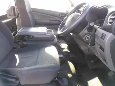 Nissan CARAVAN VAN  с аукциона в Японии