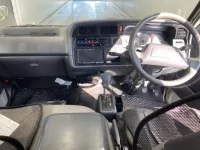 Toyota HIACE VAN лот № 4020 оценка R  с аукциона в Японии 3