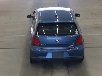 Volkswagen POLO  с аукциона в Японии