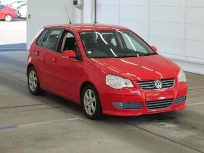 Volkswagen POLO  с аукциона в Японии