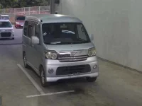 Daihatsu Atrai Wagon лот № 1092 оценка 3  с аукциона в Японии 6
