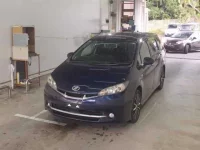 Toyota WISH лот № 1117 оценка 3.5  с аукциона в Японии 3