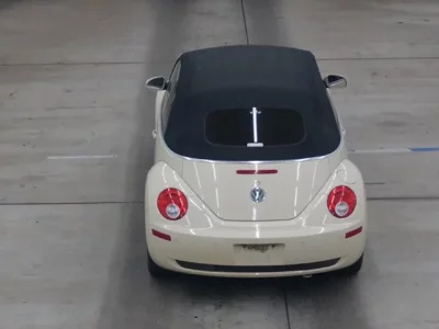 Volkswagen NEW BEETLE