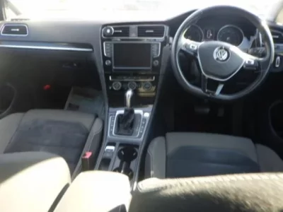 Volkswagen GOLF VARIANT