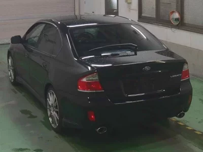Subaru LEGACY B4