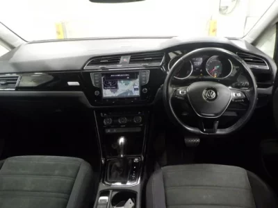 Volkswagen GOLF TOURAN