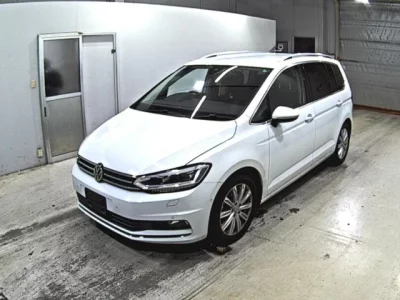 Volkswagen GOLF TOURAN