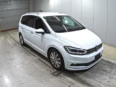 Volkswagen GOLF TOURAN