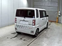 Daihatsu WAKE лот № 3005 оценка 4  с аукциона в Японии 4