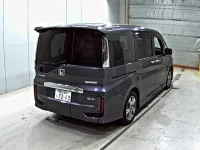 Honda STEP WAGON лот № 3037 оценка 4  с аукциона в Японии 4