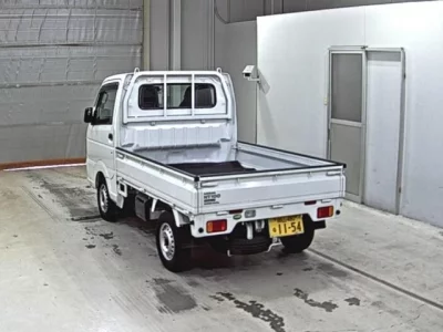 Nissan CLIPPER TRUCK