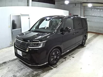 Honda STEP WAGON  с аукциона в Японии