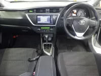 Toyota AURIS лот № 3168 оценка 4  с аукциона в Японии 2