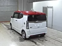 Honda N BOX SLASH лот № 3206 оценка 4.5  с аукциона в Японии 1