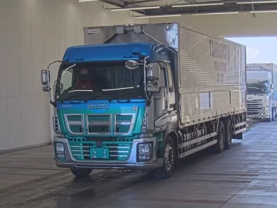 Isuzu GIGA  с аукциона в Японии