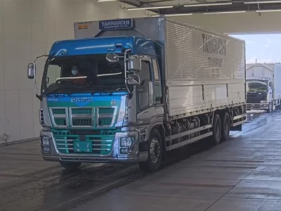 Isuzu GIGA  с аукциона в Японии