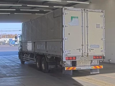 Isuzu GIGA  с аукциона в Японии