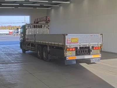 Isuzu GIGA  с аукциона в Японии