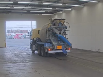 Isuzu GIGA  с аукциона в Японии