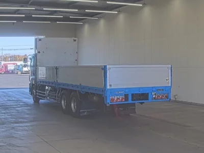 Isuzu GIGA  с аукциона в Японии