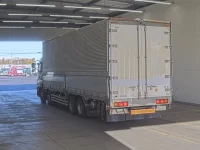 Isuzu GIGA лот № 4072 оценка 3  с аукциона в Японии 1