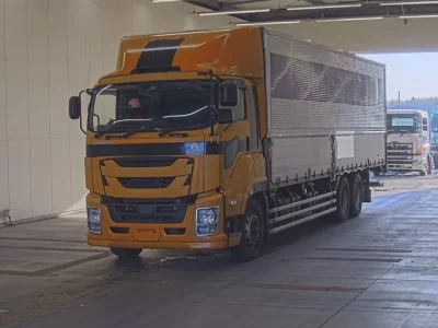 Isuzu GIGA  с аукциона в Японии