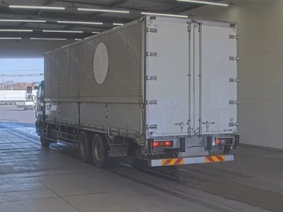 Isuzu GIGA  с аукциона в Японии