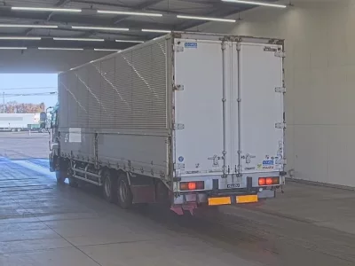 Isuzu GIGA  с аукциона в Японии