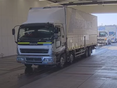 Isuzu GIGA  с аукциона в Японии