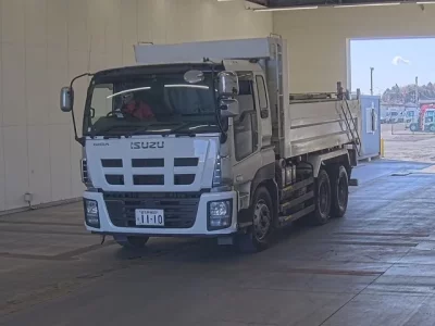 Isuzu GIGA  с аукциона в Японии