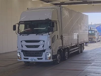 Isuzu GIGA  с аукциона в Японии