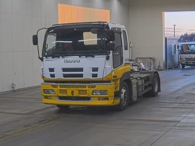 Isuzu GIGA  с аукциона в Японии