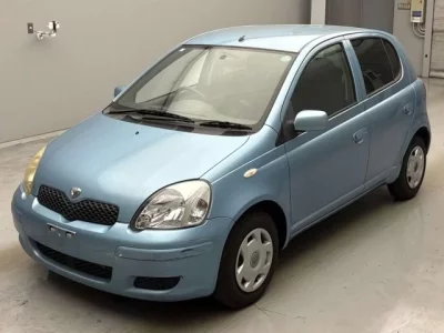 Toyota VITZ  с аукциона в Японии