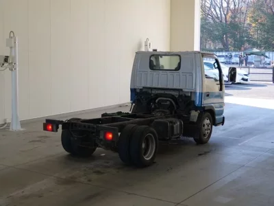 Isuzu ELF  с аукциона в Японии