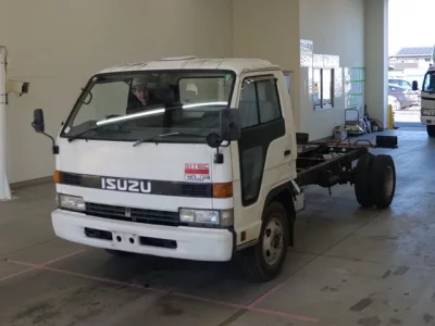 Isuzu ELF  с аукциона в Японии