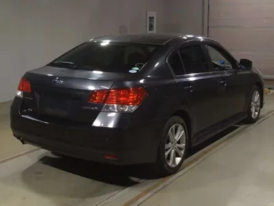 Subaru LEGACY B4  с аукциона в Японии