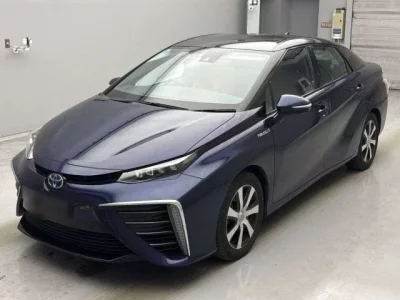Toyota MIRAI  с аукциона в Японии