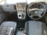 Mitsubishi DELICA D5 лот № 20024 оценка 3.5  с аукциона в Японии 3