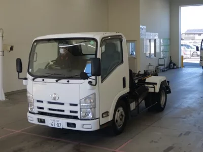 Isuzu ELF  с аукциона в Японии