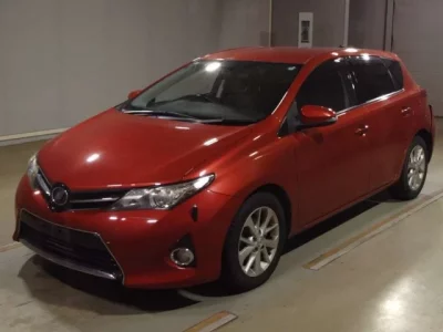Toyota AURIS  с аукциона в Японии
