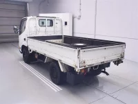 Toyota DYNA лот № 8046 оценка 3.5  с аукциона в Японии 1