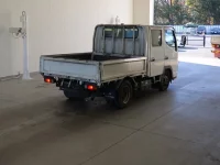 Mitsubishi CANTER лот № 1025 оценка R  с аукциона в Японии 1